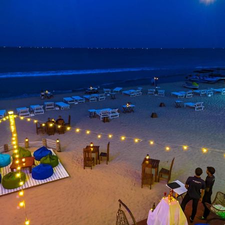 Blue Sand Beach Resort Trincomalee Exterior photo