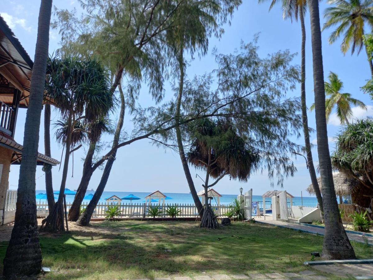 Blue Sand Beach Resort Trincomalee Exterior photo
